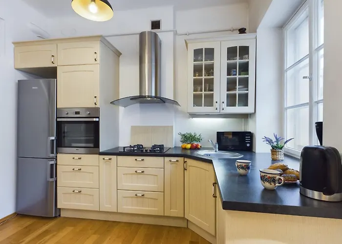 Cozy Studio In Krakowskie Przedmiescie Near Old Town By Noclegi Renters