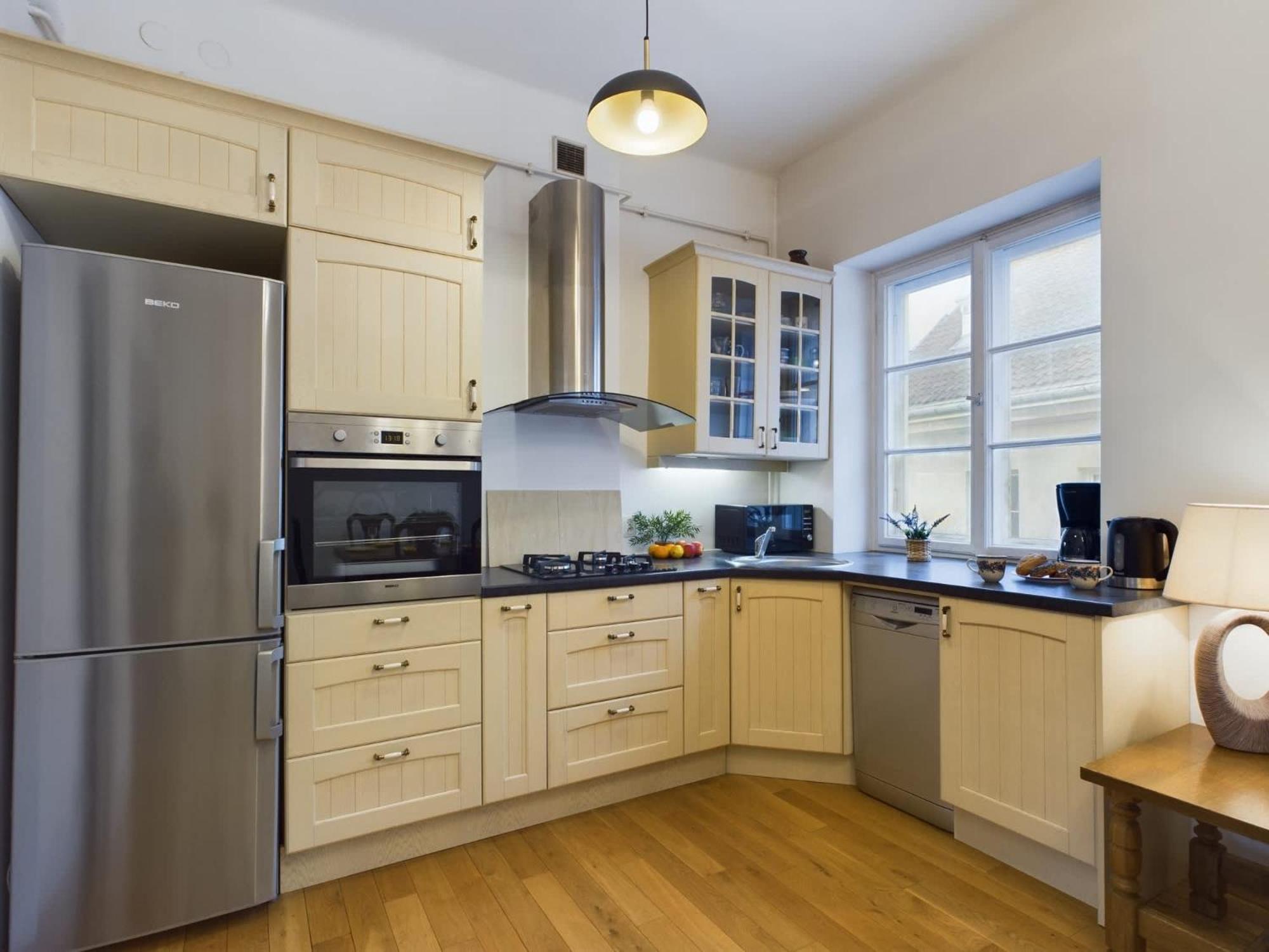 Apartamento Cozy In Krakowskie Przedmiescie Near Old Town By Renters *