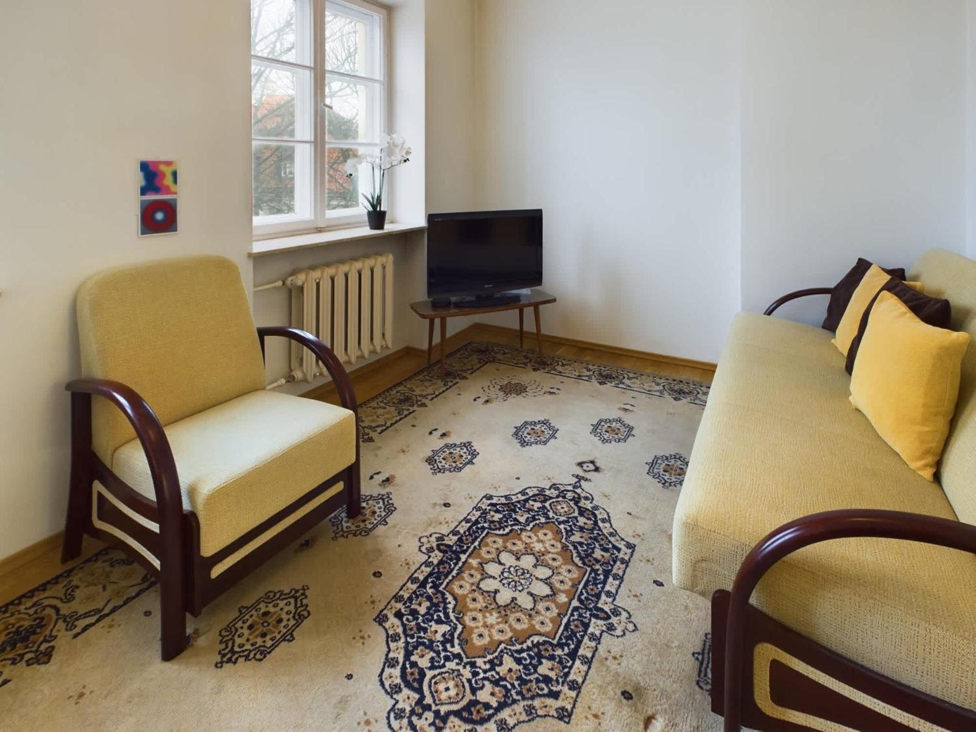 Cozy In Krakowskie Przedmiescie Near Old Town By Renters Apartamento